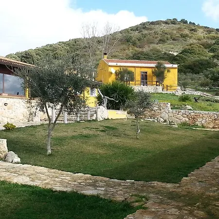 农家乐 Agriturismo Monte Fenosu